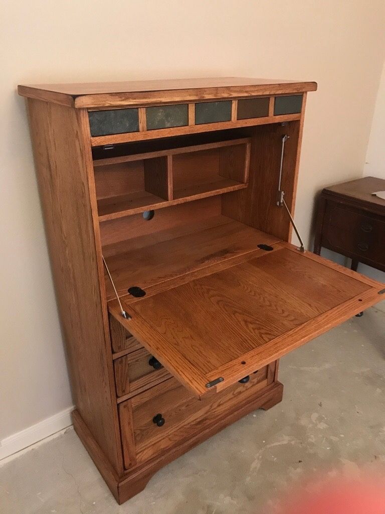 Solid Oak Computer Hutch