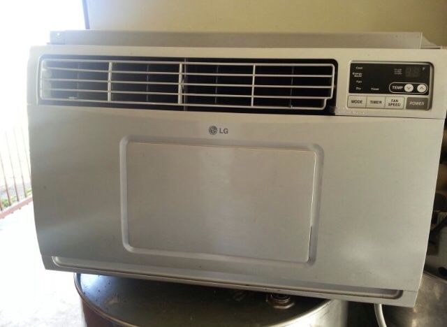 LG Grey Living Room Air Conditioner, Model LWHD1200FR