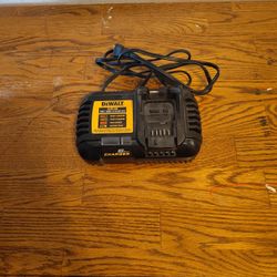 Cargador DeWalt Fest Charger 
