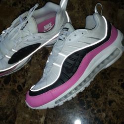 Women's Nikes Size 11