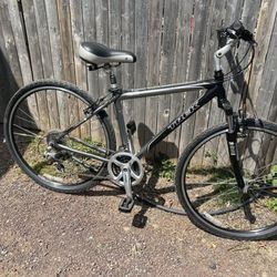 Trek 7200 Hybrid Bike-medium