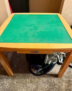 Lego table