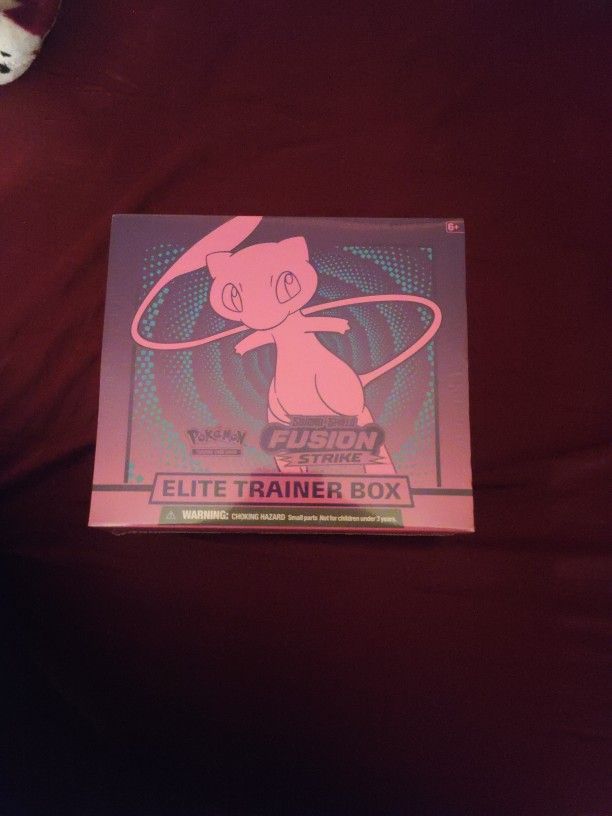 Pokemon Elite Trainer Box