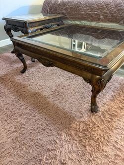 Classic Solid Wood Coffee & End Table Set – Carved Details – Excellent Condition