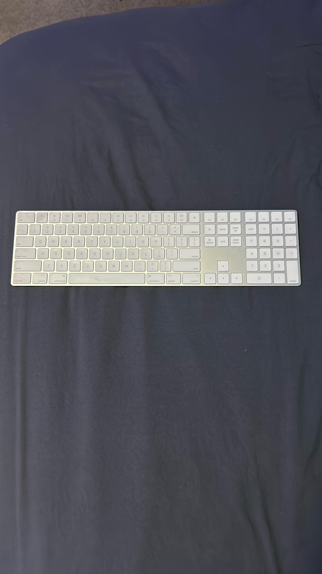 Apple Wired Keyboard