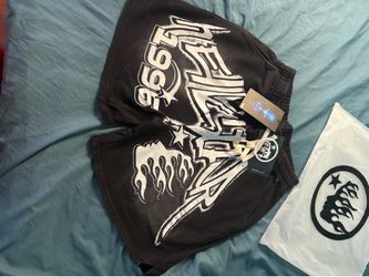 Hellstar Shorts Black