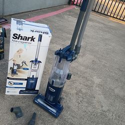 Shark Navigator Upright Vacuum Cleaner