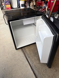 Mini Fridge