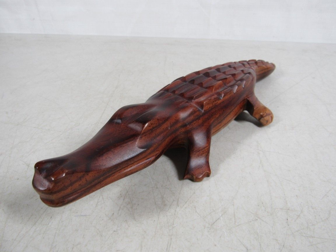Hand-Carved Wooden Crocodile/Alligator Folk Art Sculpture 12" Length