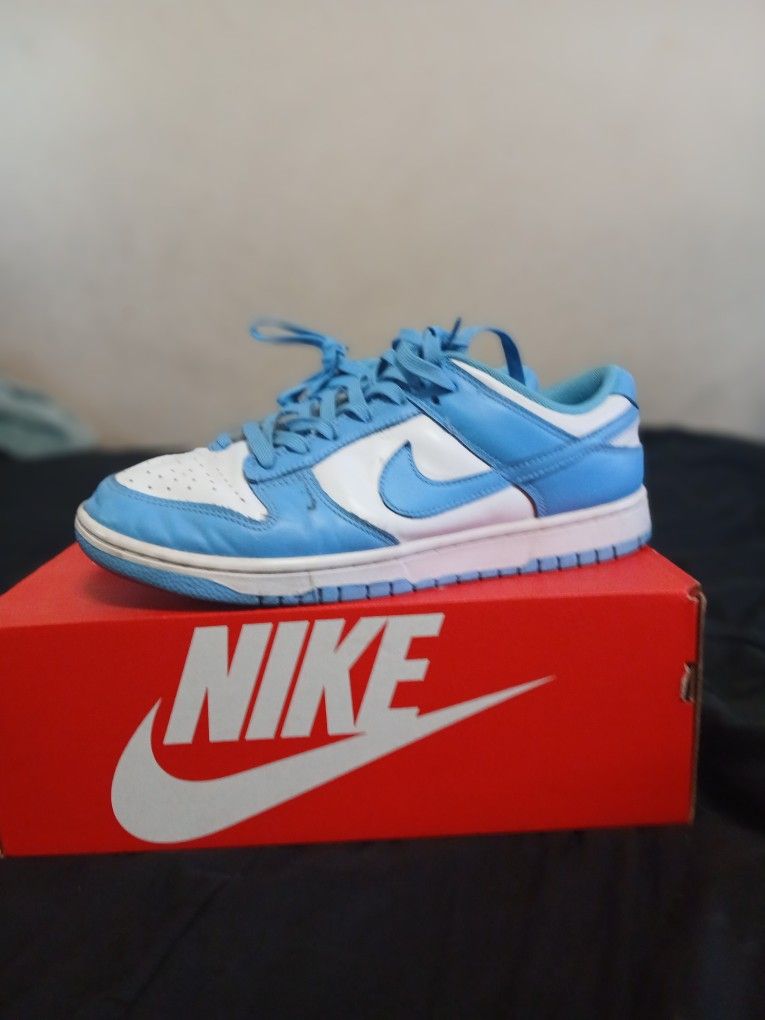 Nike Dunk Unc Used Wuth Box