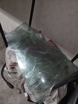 Pontiac G8 Window Glass