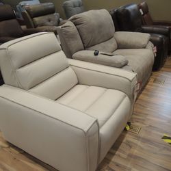 Dual Power Recliner — Moto Motion (Cream) 04174059A42PBW