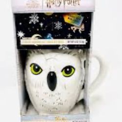 Harry Potter Owl "Hedwig" Mug with Color Changing Hot Chocolate Mixes