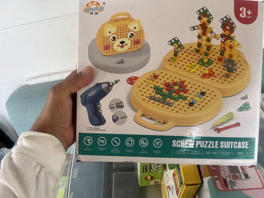 FREE TOYS