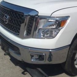 Nissan Titán Front Bumper Used Oem 