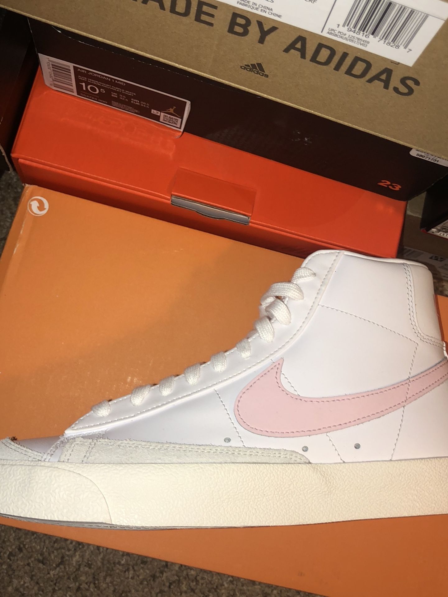 NEW Blazer Mid 77 ‘Pink Foam’ SIZE 9.5