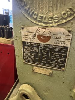 4 Ton Benchmaster press 