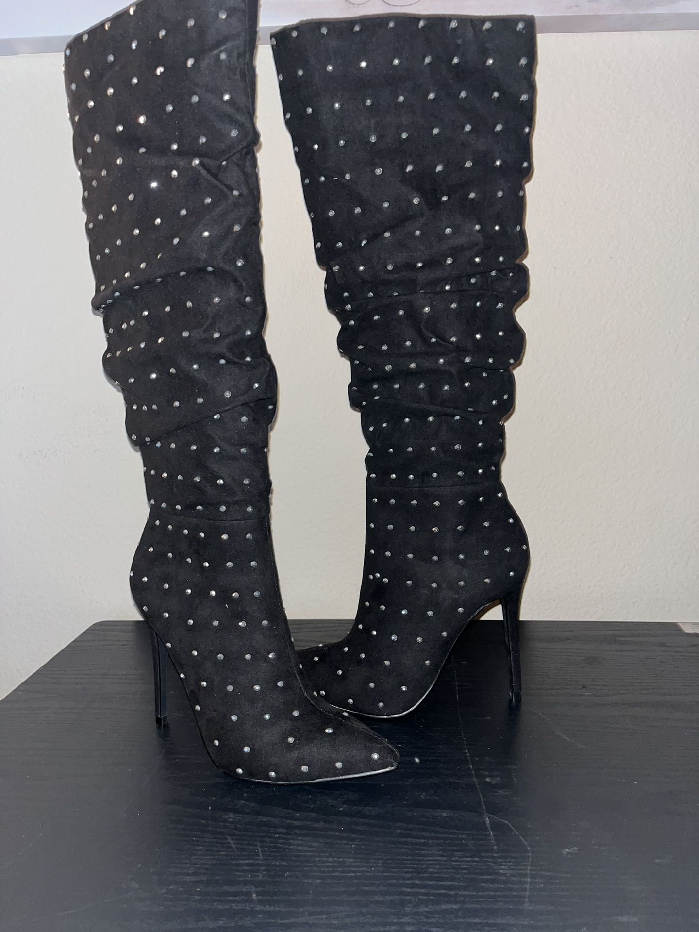 Beautiful Black Boots - Size 8