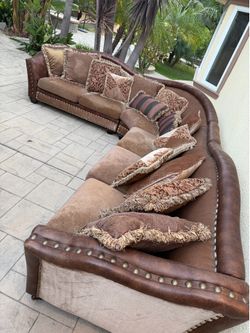 Free sectional sofa couch