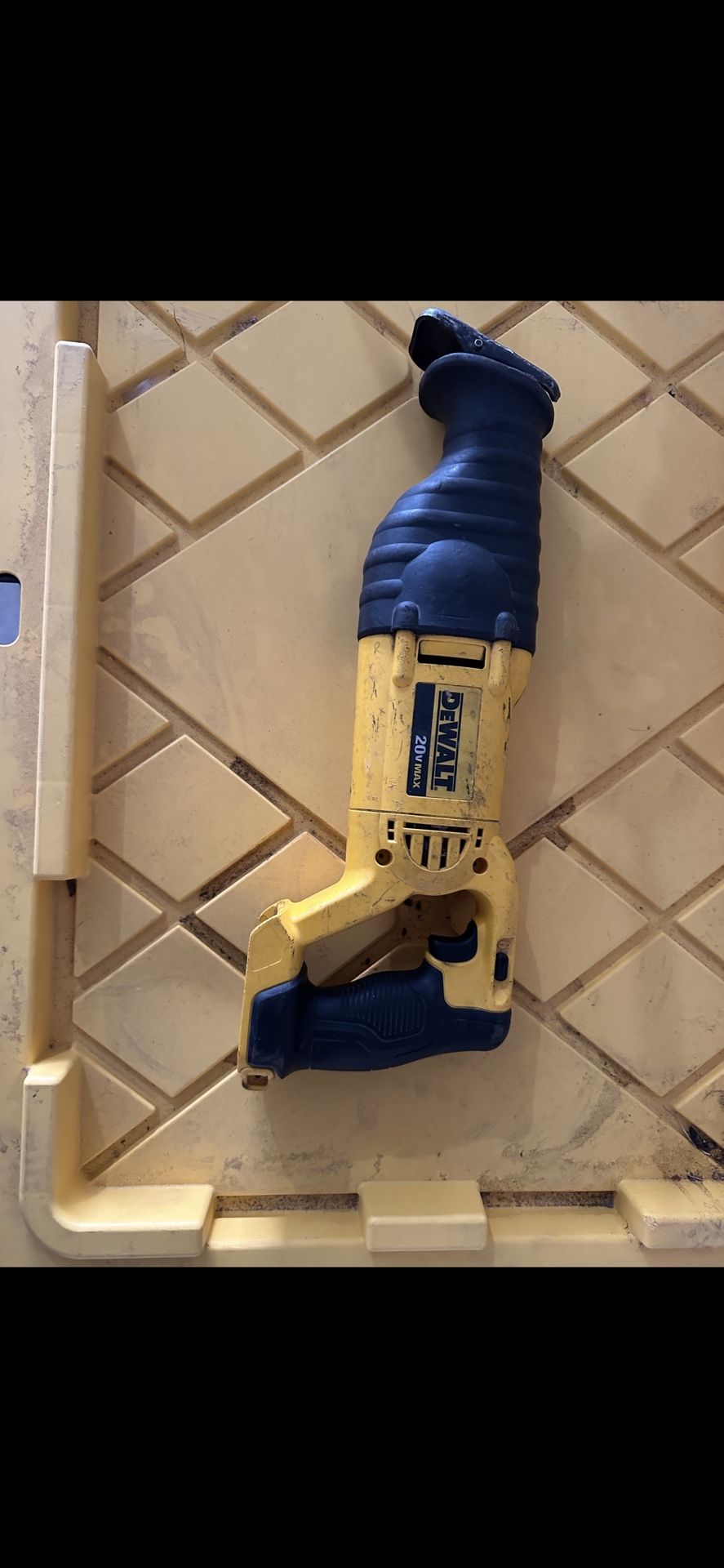 Dewalt Small & Light Saw