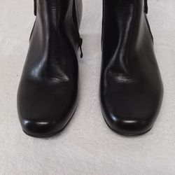 Fabulaire Women's Black Ankle Leather Zipper Boots 