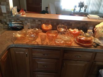 Old depression glass Good condition 25 pieces