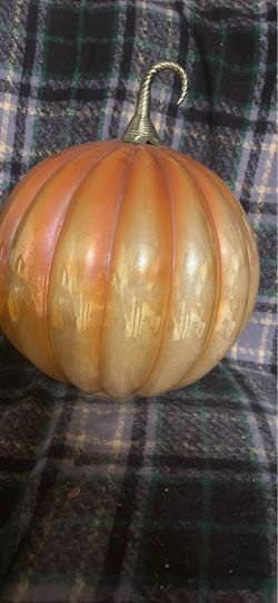 Glass pumpkin 10 x 10