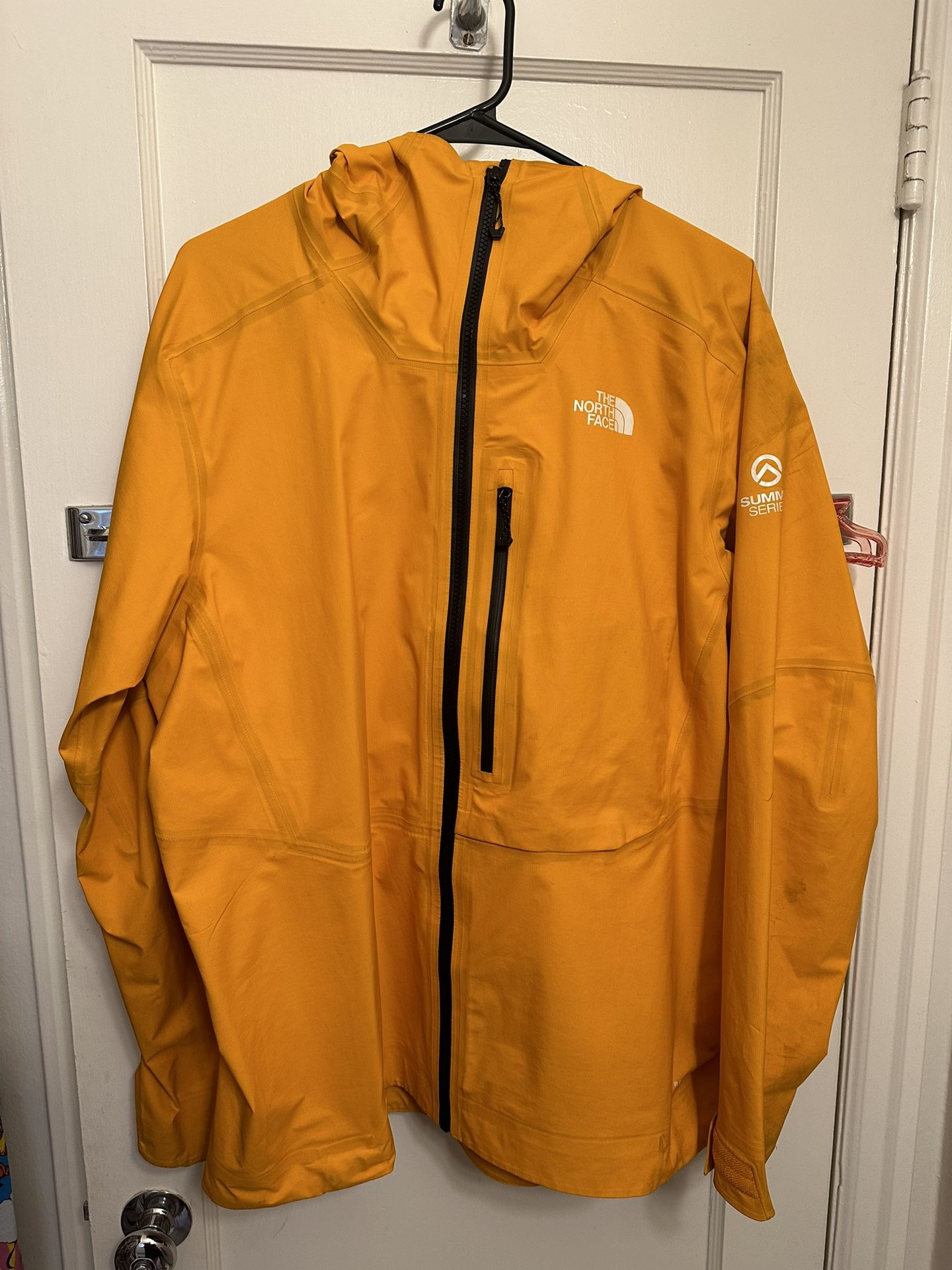 The NorthFace Summit Series Rain Jacket Women’s XL