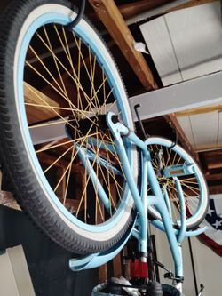 Free girls beach cruiser 24"