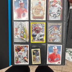 Binder of sports cards memorabilia- baseball 