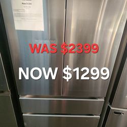 30 cu.ft.French Door Refrigerator with Internal
Water Dispenser in PrintProof Stainless Steel