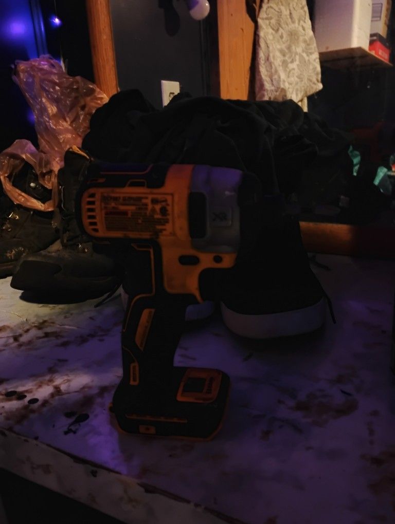 DeWalt Electric Drill 🔥