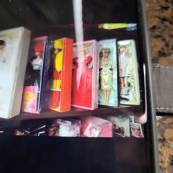 Silk tone barbie's perfect inbox never been out one hundred dollars each