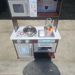 Expensive Kitchen Kids 250 W Pots And Pans Accessories  Like New 