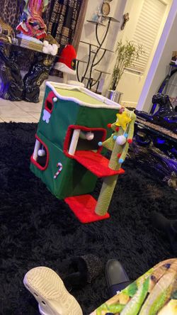 Cat tree plating brand new never been used