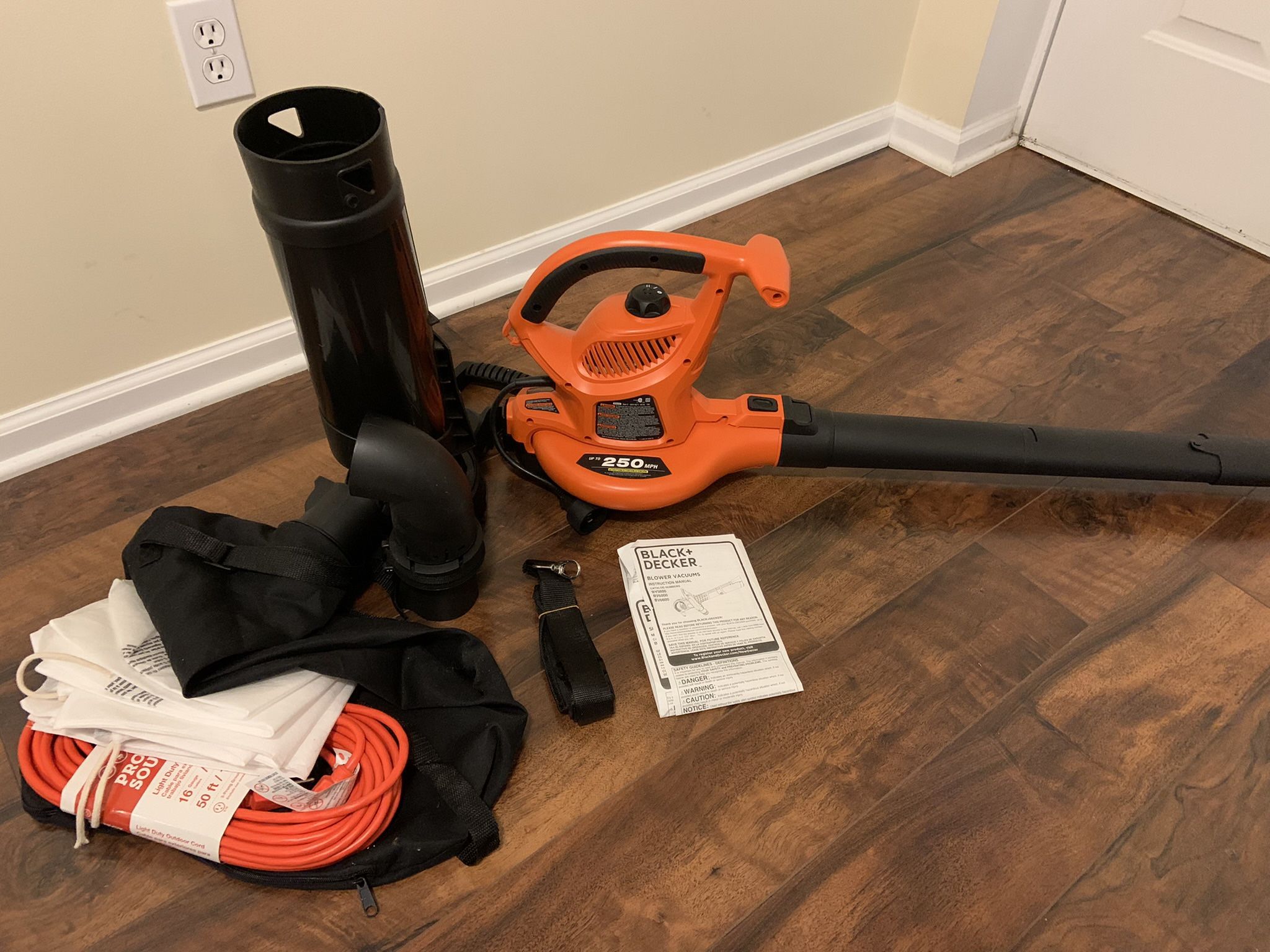  Black and Decker Leaf Blower. Never Used.