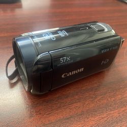 Canon Vixia HF600 With Carrying Case