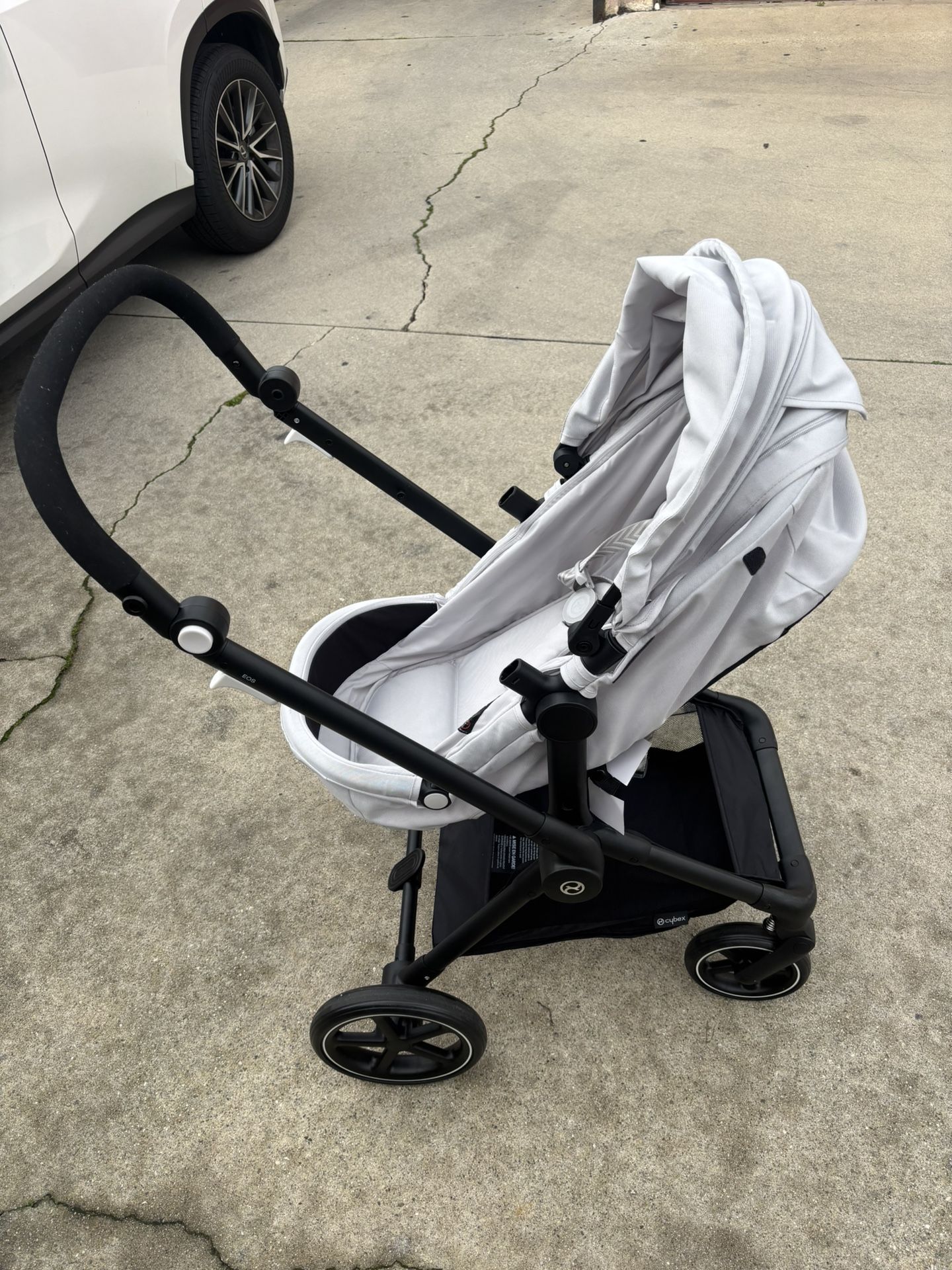 strollers like bugaboo but cheaper Butterfly Complete Lightweight Stroller The Bugaboo Butterfly 2 Wheel Size:20