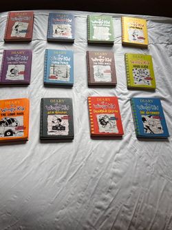 Diary of a Wimpy Kid Set (12 Books).