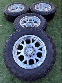 Ultra new rims 20x10 ford F250 F350 wheels