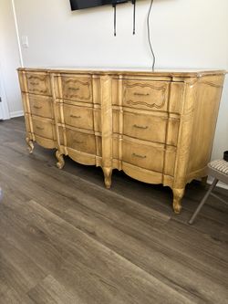 Vintage Bedroom Dresser & 2 Night Stands. Solid wood. Family paid over $2,000 many years ago. Dresser 73.5”l X 23”d X 34”h Nights stands 26”w X 17.5”