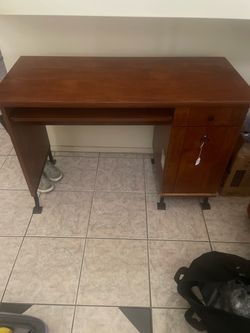 Classic Wood Finish Home Office Desk in Warm Brown