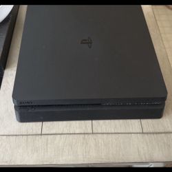 PS4 Slim