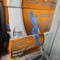 2000 Nitrile Gloves
