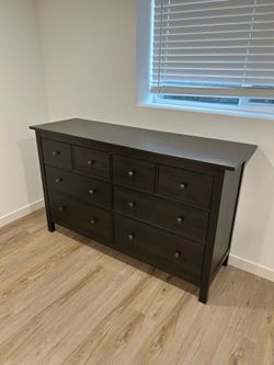 IKEA HEMNES 8-Drawer Dresser