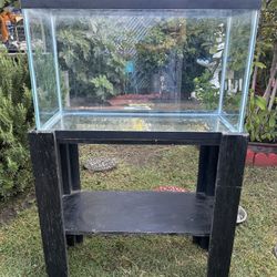 29 Gallon Aquarium with Stand/ 29 gallon fish tank