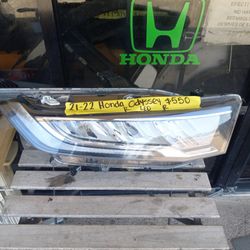 2021-22 Honda Odyssey Right Headlight LED 