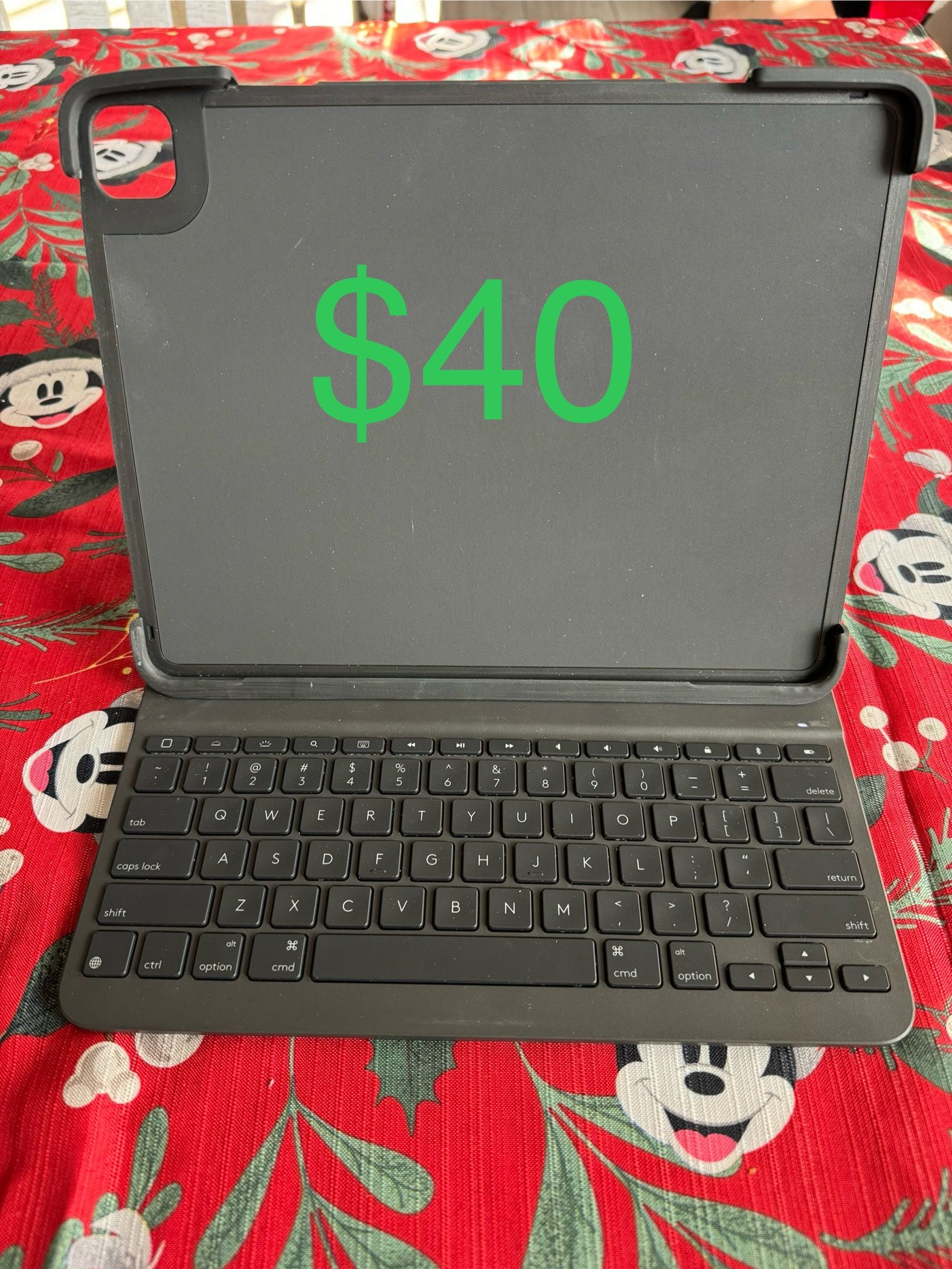 iPad 12.9 Smart Keyboard