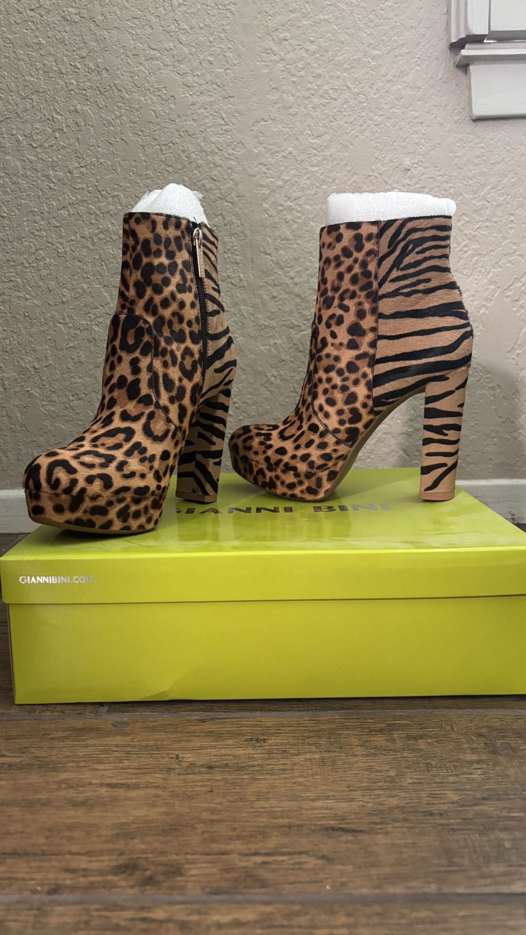 Gianni Bini Kianne Boots