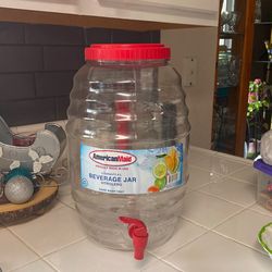 New Beverage Jar 3 Gallons